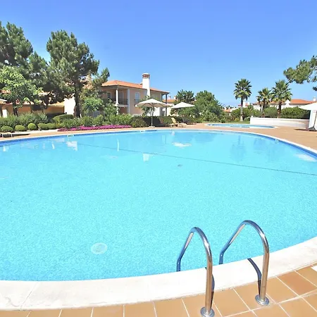 Casa Do Jardim Holiday home Amoreira (Leiria)